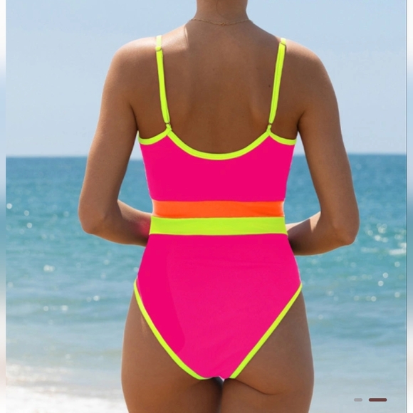 Popvil Color Contrast Strappy One-Pieces Swimsuit - Picture 2 of 5